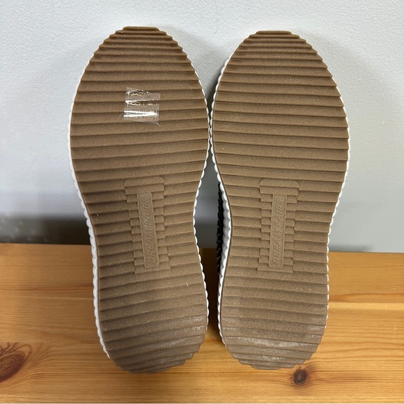 Dream Pairs Black & White Tweed Platform Sneakers – Chunky Sole Lace-Up – Women’ - Picture 4 of 5